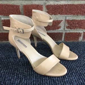 BCBGeneration Nude Heel